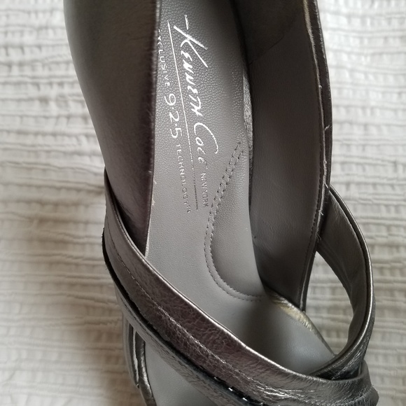 NWOT Kenneth Cole NY Dark Silver Leather Platform Heels - Picture 3 of 8